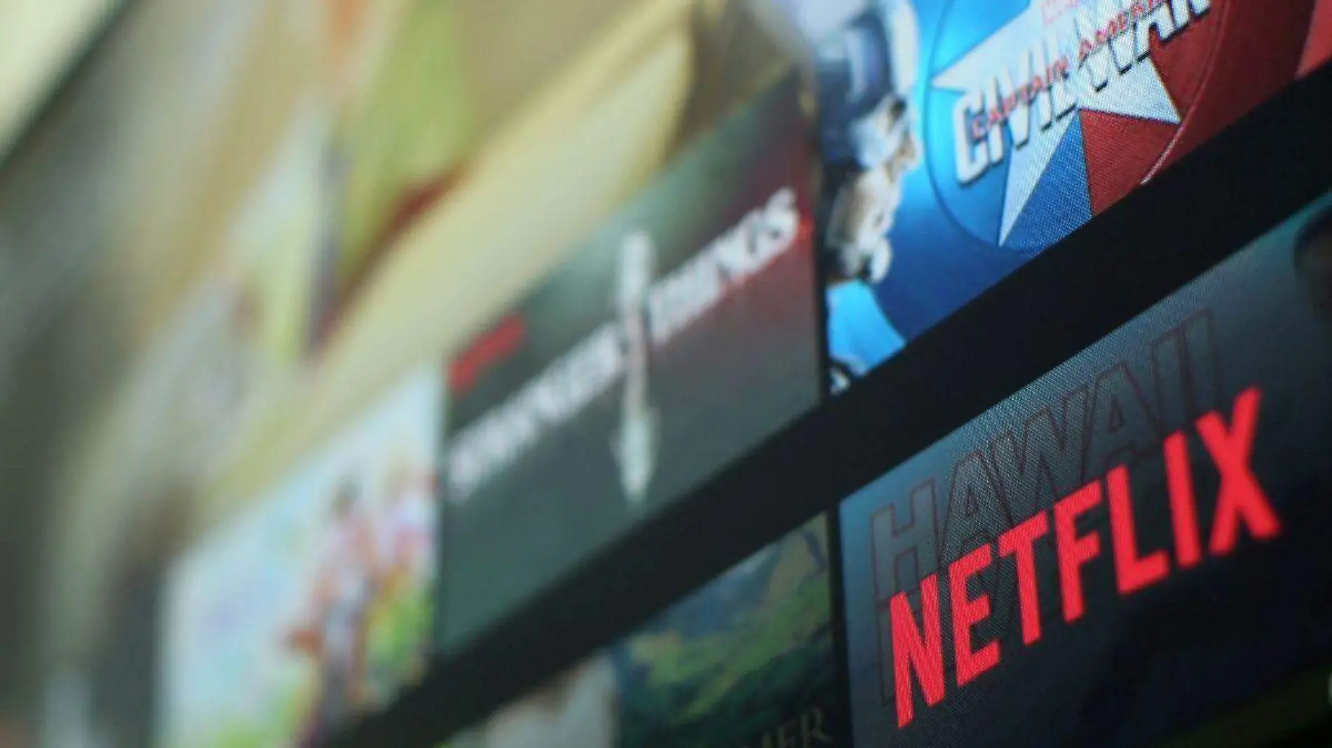 Tras perdida en suscriptores, Netflix piensa implementar planes de bajo costo